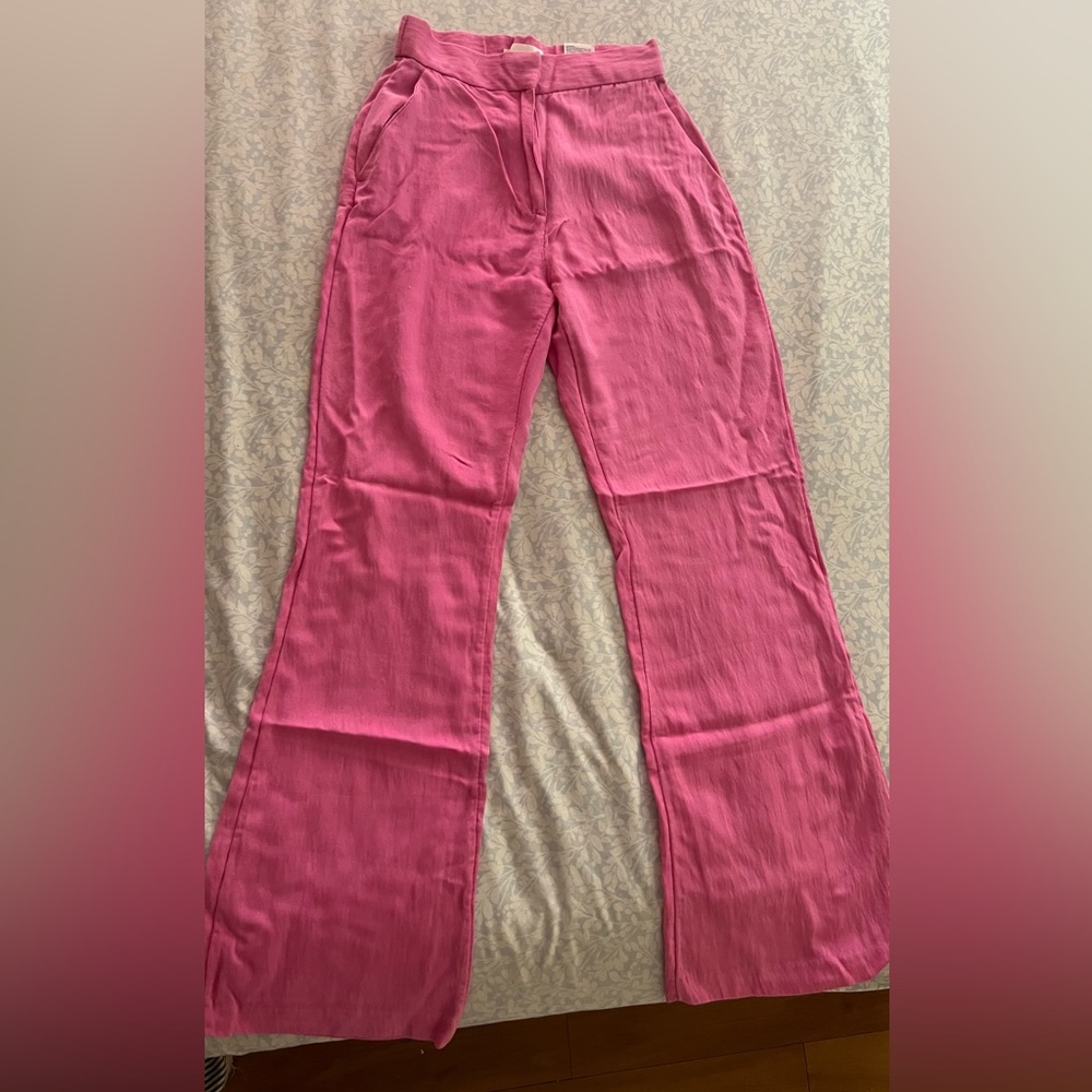 H&M pink trousers